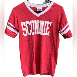 University of Wisconsin Badgers “SCONNIE” Retro Jersey T-Shirt Red Size Small